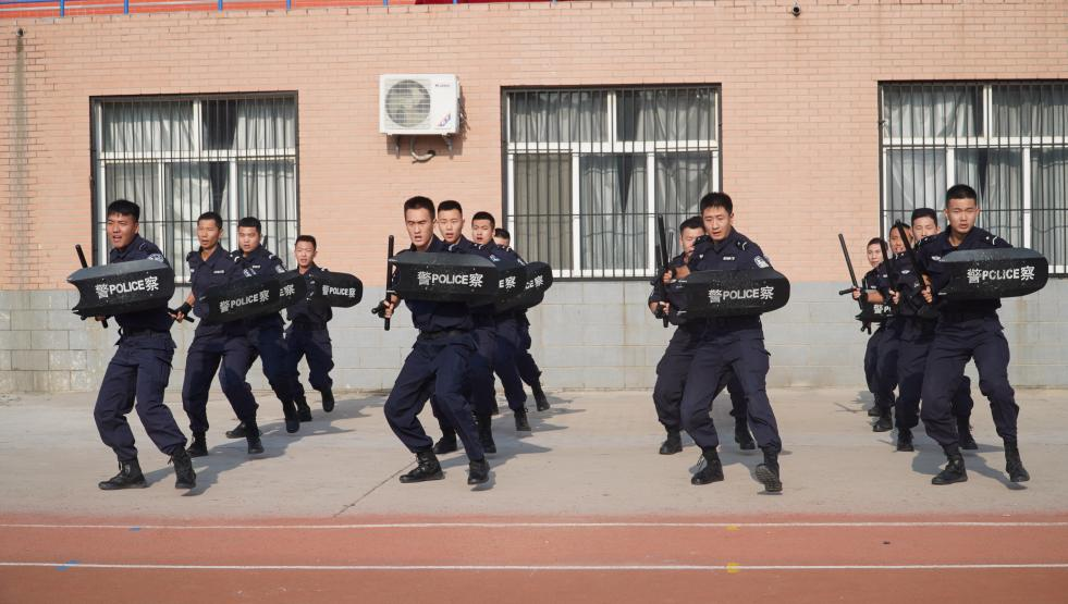 安全教育进校园,开启人生第一课