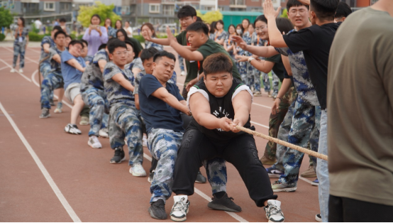 青春校园|凝聚每份力,团结一条心——保定理工学院第十八届拔河比赛圆满结束