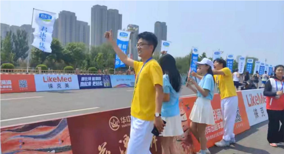 志愿服务|助力马拉松,保理志愿者在行动