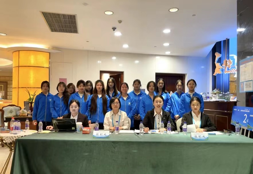 保理会计学院保定理工学院会计学院志愿服务队圆满完成京津冀(保定)赛事经济暨户外运动产业大会志愿服务工作
