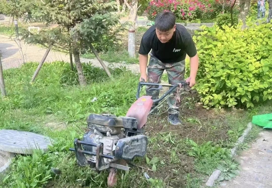 保理会计学院五月劳动月,身体力先行