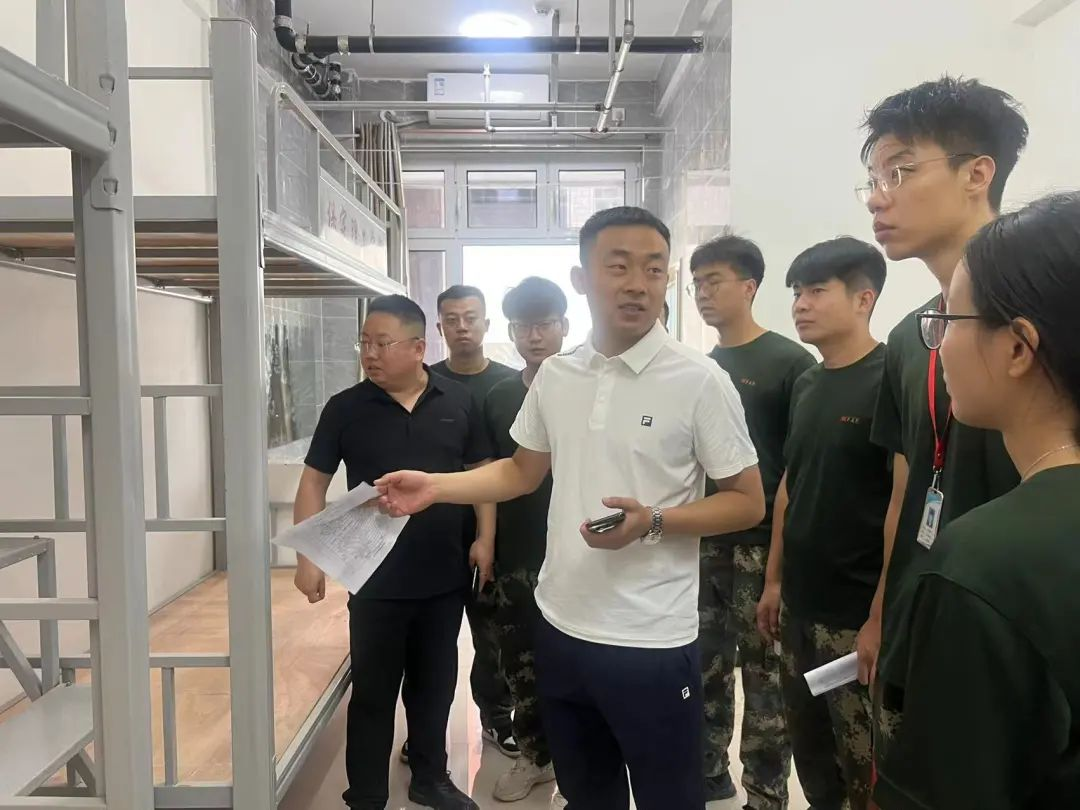 保定理工学院||以爱迎新,服务引领美好大学路