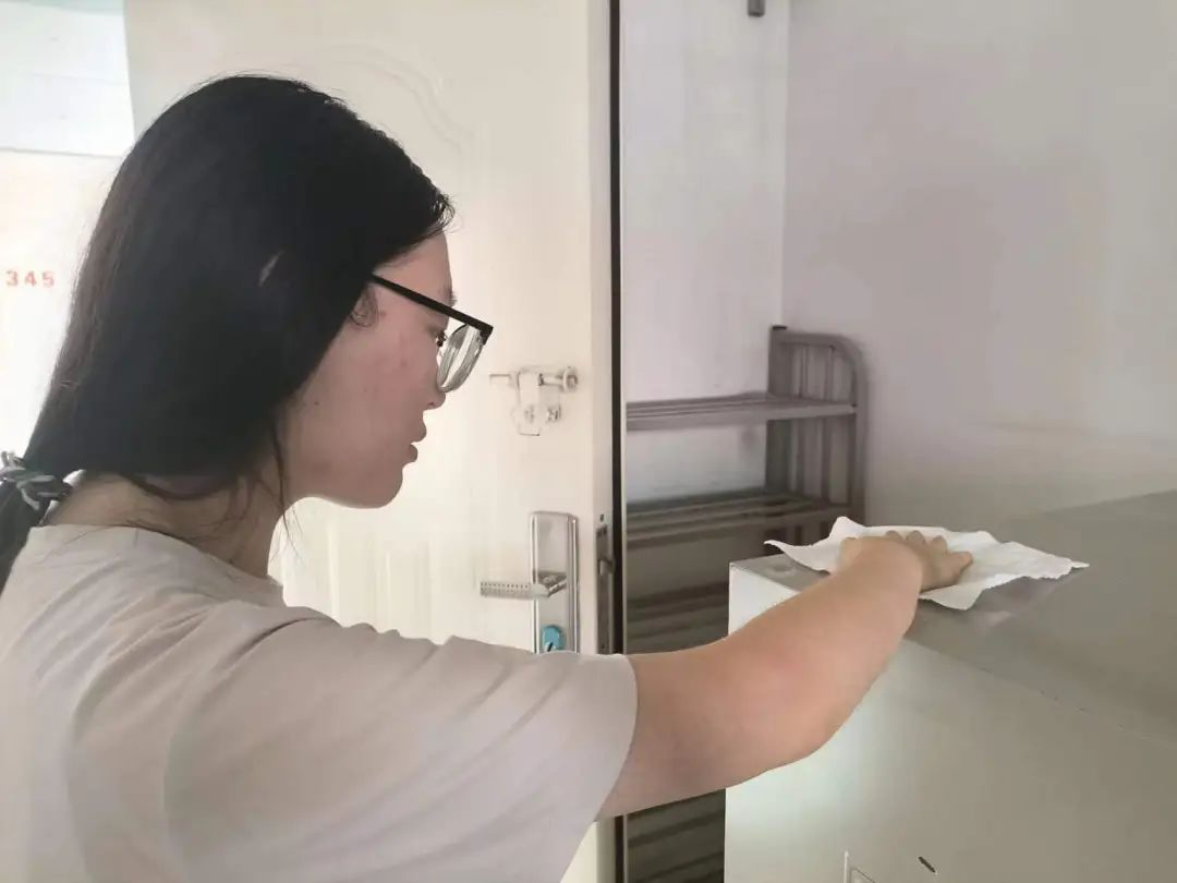 保定理工学院||以爱迎新,服务引领美好大学路