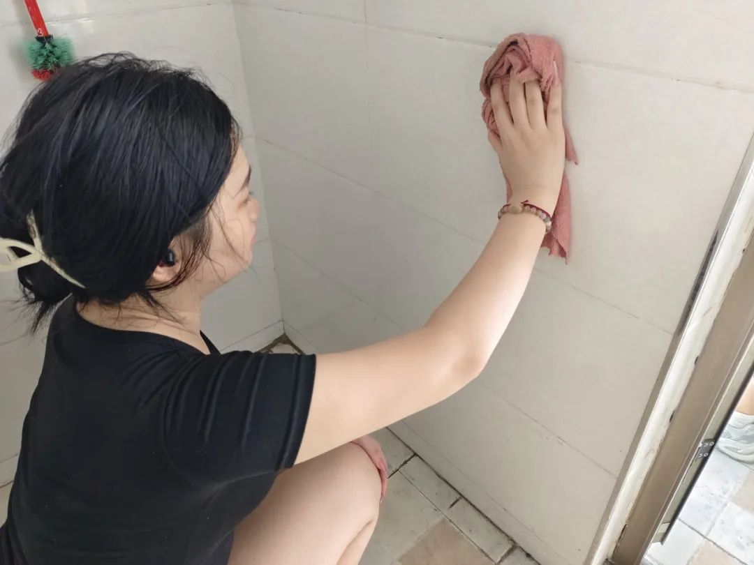 保定理工学院||以爱迎新,服务引领美好大学路