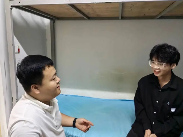 安全教育|保定理工学院|管理学院|平安过国庆,安全需谨记
