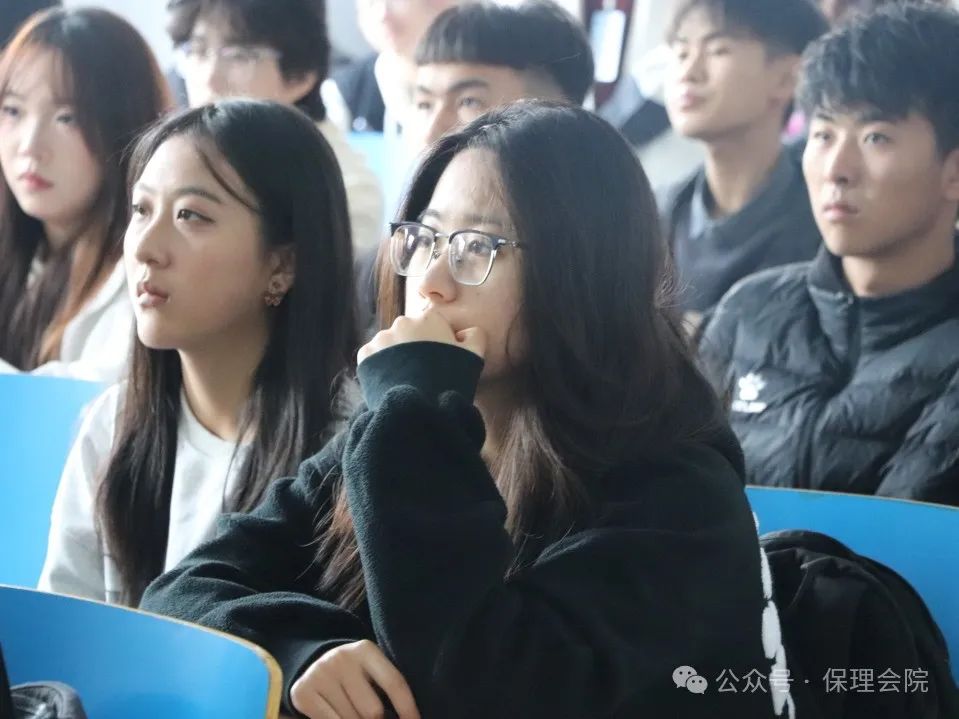 保定理工学院会计学院团旗引领成长路，培训铸就青春梦
