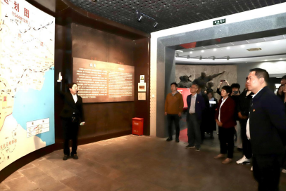 保定理工学院与晋察冀边区革命纪念馆签署合作协议并开展参观学习