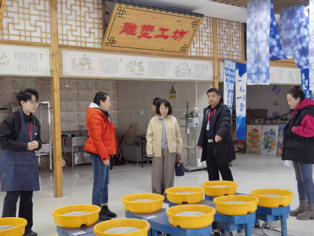 交流互动聚共识 校地协同启新程 ——保定市竞秀区文旅局与保定理工学院艺术学院共商合作发展