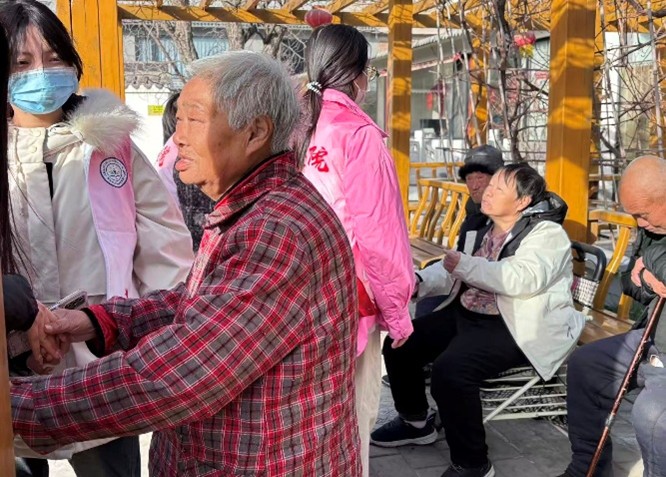 情暖夕阳红 意韵伴晚年——保定理工学院教育学院开展敬老院志愿服务活动