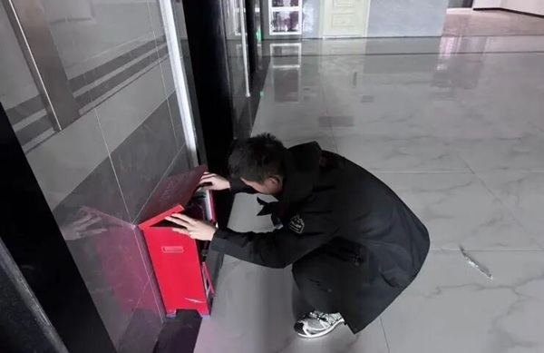 以生为本暖寒冬，守护安全践初心——保定理工学院管理学院开展寒假宿舍安全暖心排查