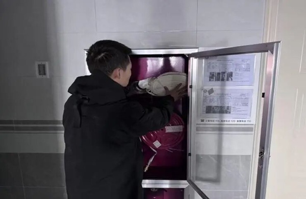 以生为本暖寒冬，守护安全践初心——保定理工学院管理学院开展寒假宿舍安全暖心排查