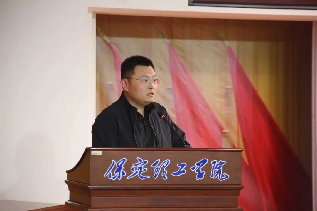 大咖进校园 职场开讲啦｜保定人社局专场宣讲助力保理学子高质量就业