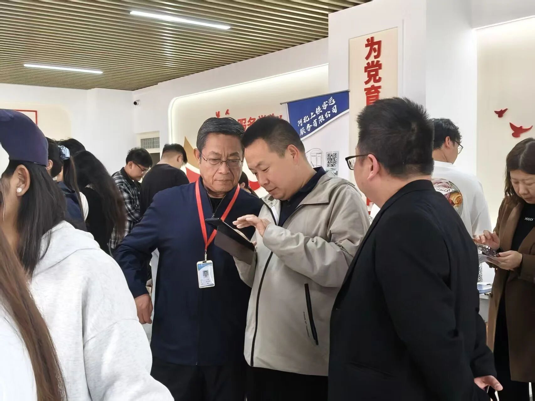 “就”在周三——2026届毕业生学院专场招聘会顺利举办