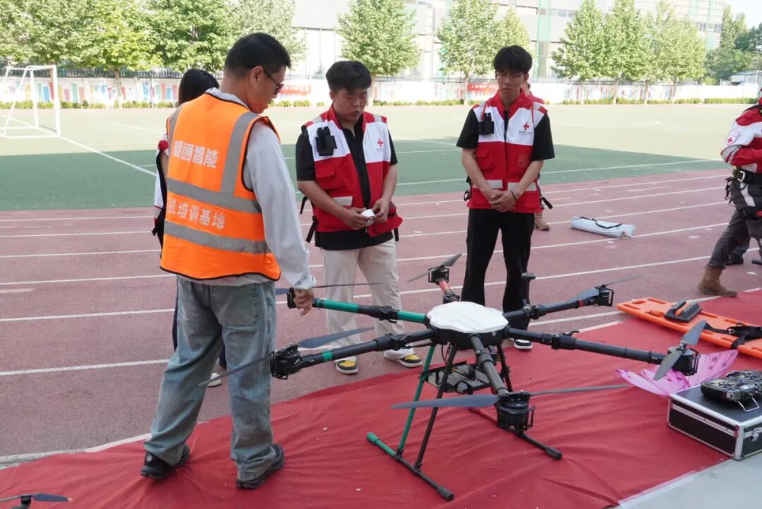 保定理工学院助力保定市红十字会2026地震灾害应急救援综合演练