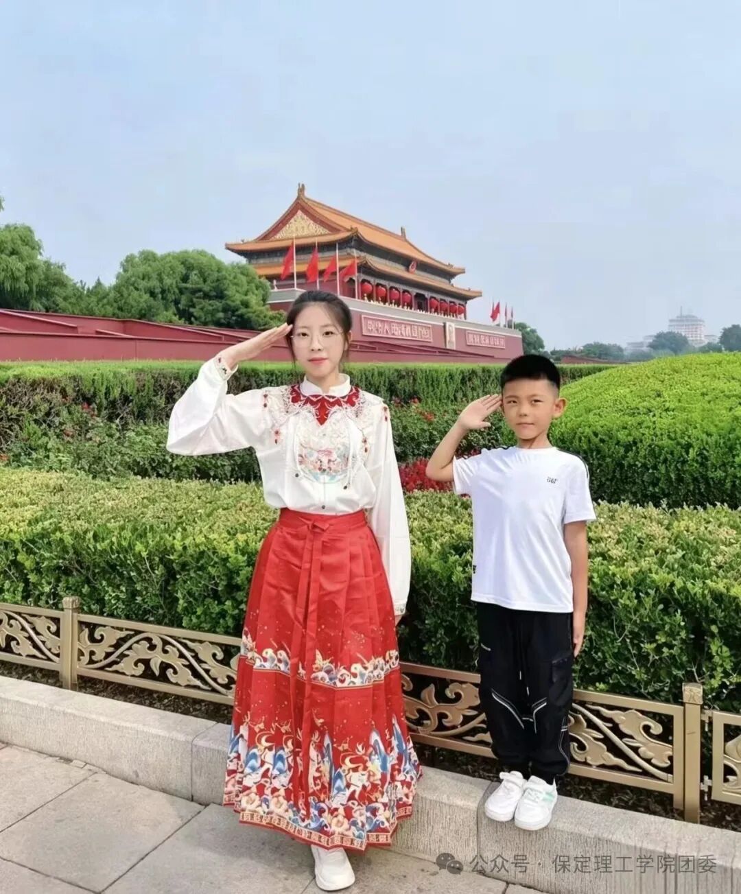 青春告白祖国，赤心礼赞华诞：保定理工学院国庆主题活动作品展示